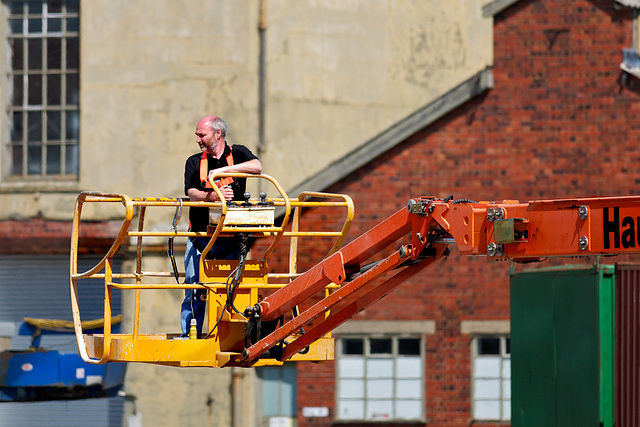 Cherry-picker driver extraordinaire..........Trever (aka Zeb2012)