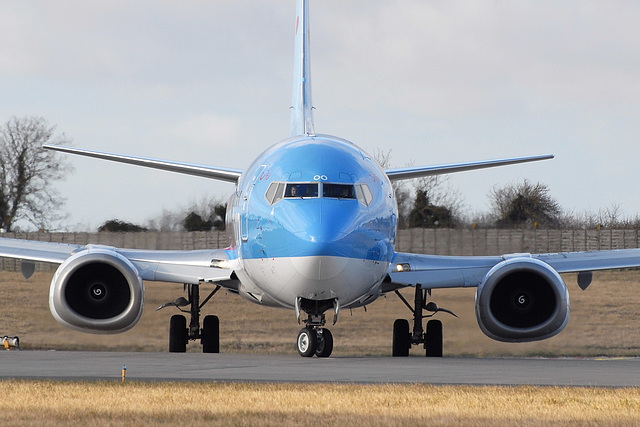 G-THOO B737-33V Thomsonfly