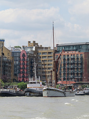 butlers wharf, barges, thames, london (1)