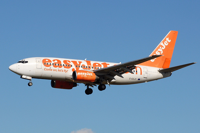 G-EZJY B737-73V Easyjet