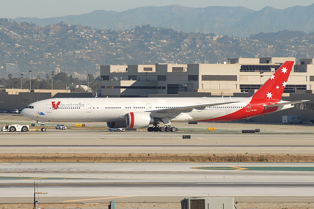 VH-VOZ B777-3ZGER V Australia