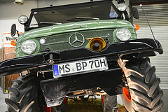 Techno Classica 2013 – 1970 Mercedes-Benz Unimog 406