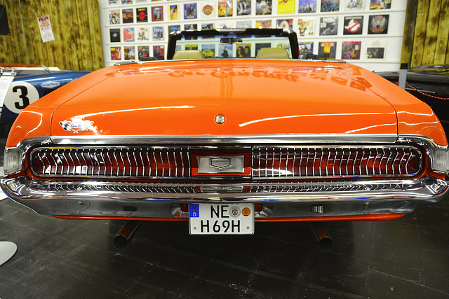 Techno Classica 2013 – Mercury Cougar Convertible