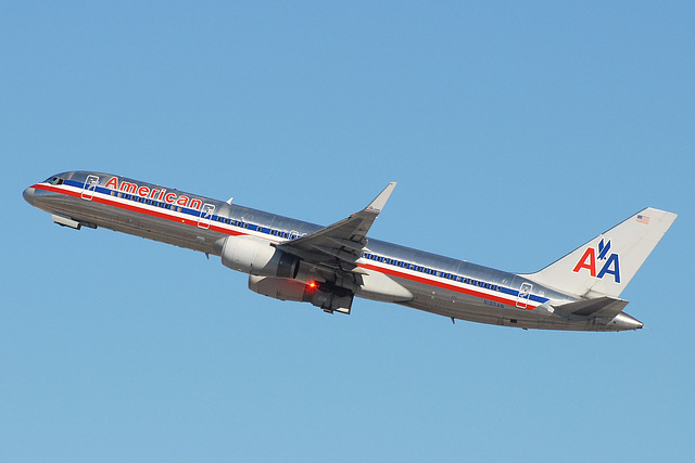 N195AN B757-223 American Airlines