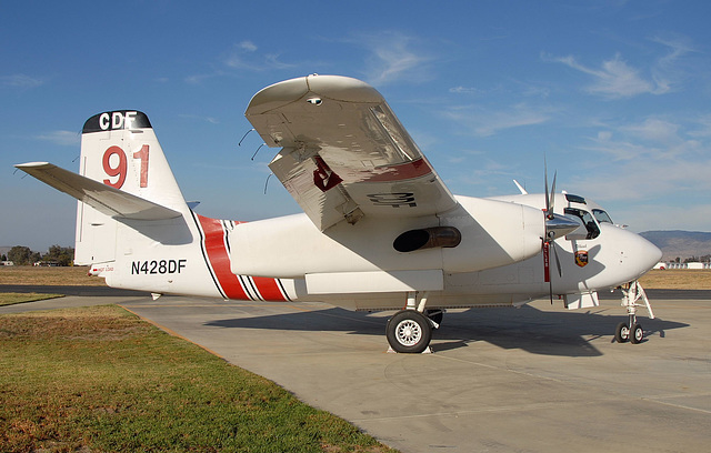 N428DF S-2F Tracker - CalFire