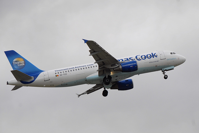 OO-TCO A320-214 Thomas Cook Airlines