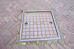Manhole cover "G S"