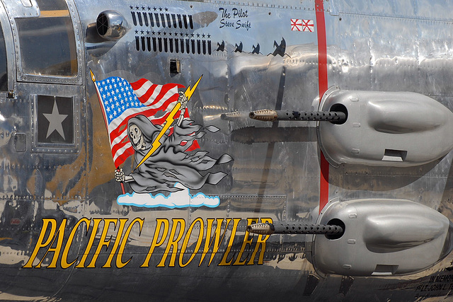 N1042B B-25N Pacific Prowler