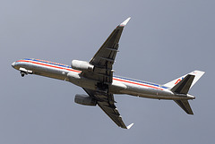 N199AN B757-223ER American Airlines