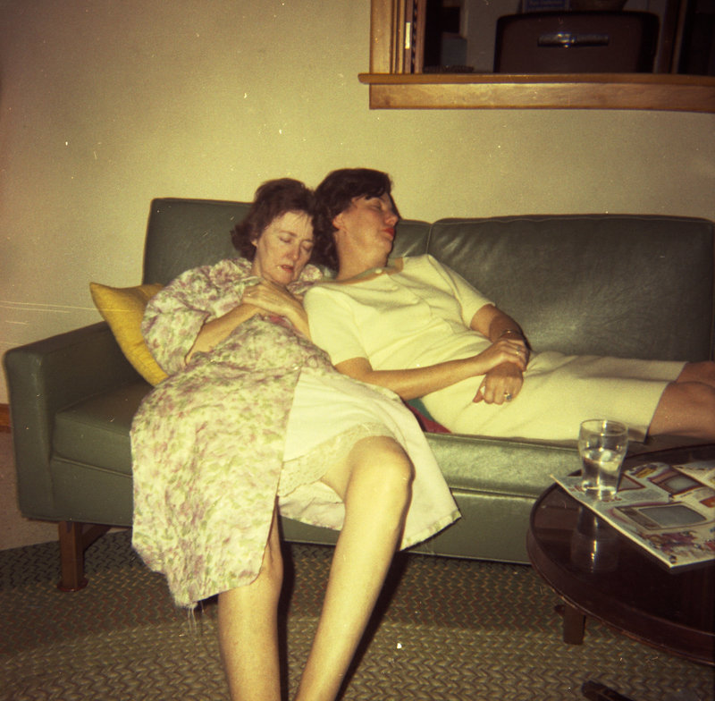 Sisters gone wild, 1963 edition