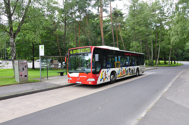 Mercedes-Benz bus at the Waldfriedhof in Aix-la-Chapelle