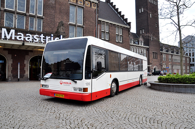 Infobus at Maastricht Station