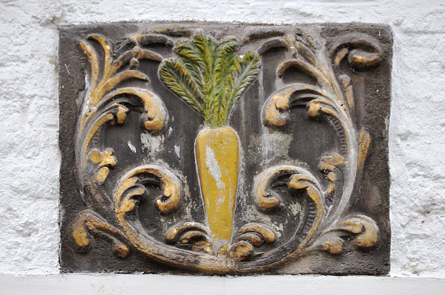 Gable stone of a carrot