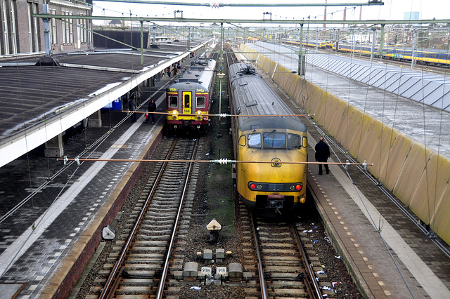 Belgian EMU 168 & Dutch EMU 902 at Maastricht