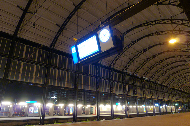 Haarlem train station according to Panasonic