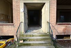 Demolition of the Van der Klaauw Laboratory