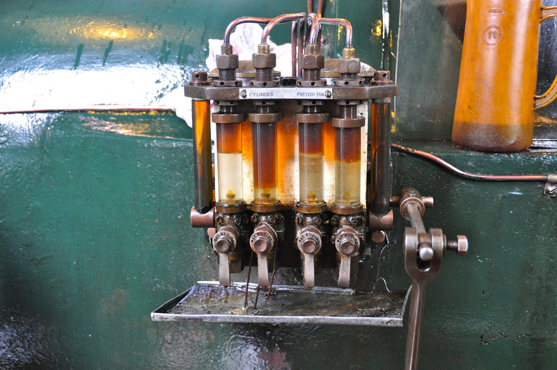 1930 Crossley 126 HP diesel engine in the old pumping station “De Antagonist”