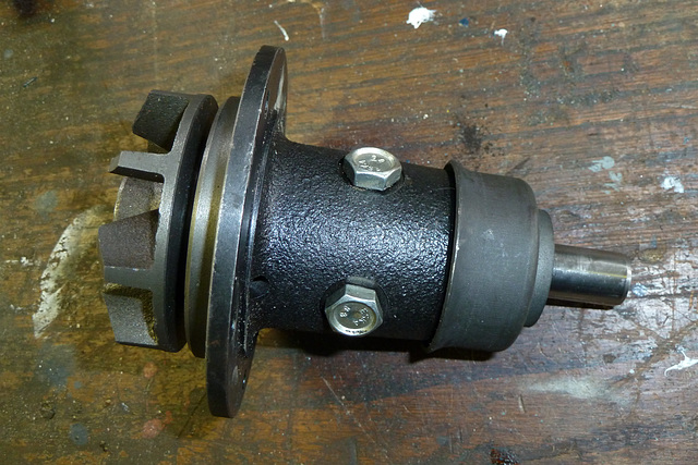 Water pump of a Mercedes-Benz OM636 engine