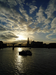 Shard, 08.33