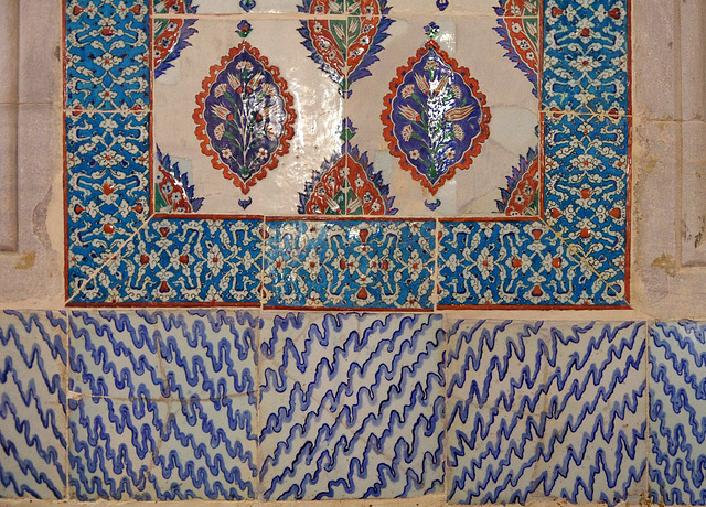 Iznik tiles