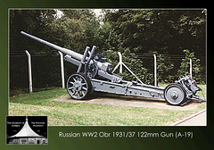 Rotunda Russian WW2 122mm field gun