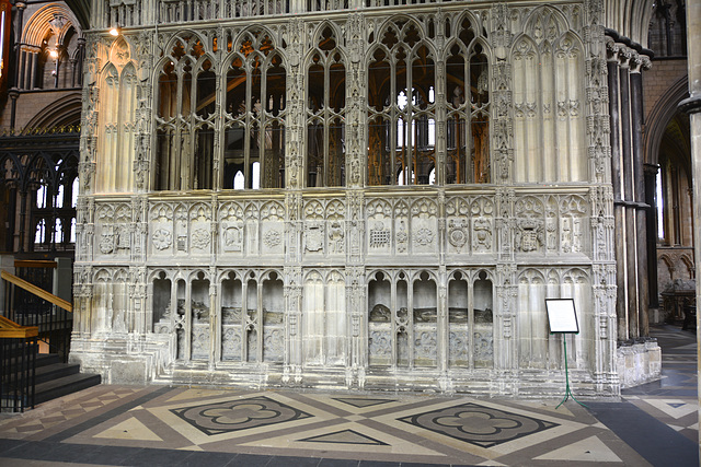 Worcester Cathedral 2013 – Screen