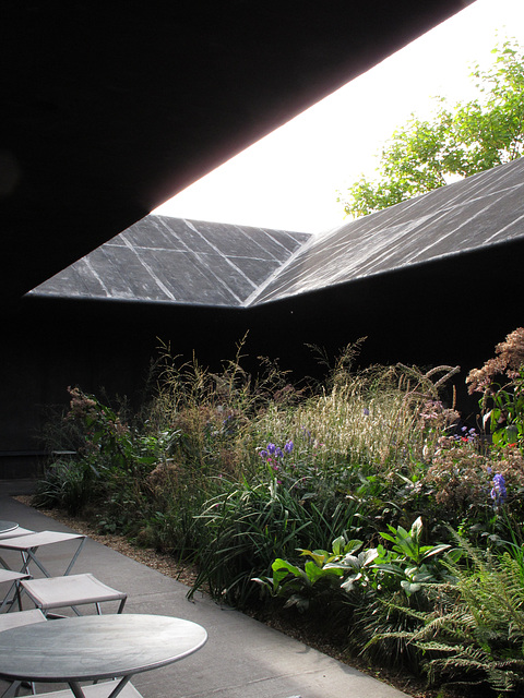 Serpentine Pavilion 1