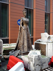 Queen Alexandra surrounded by bits of her plinth