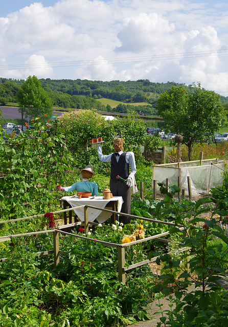 Lady Scarecrow and Butler