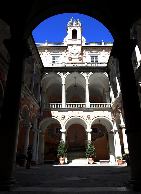 a photographer in Genoa