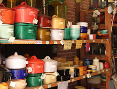 Kitchenware shop in Cordes Sur Ciel