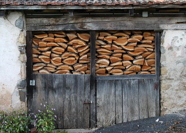 The wood store