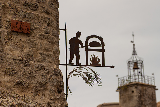 Boulangerie sign in Grambois