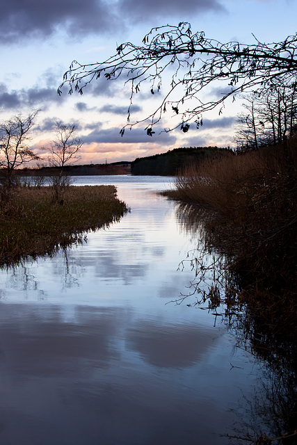 Evening arrives at Loch Ore