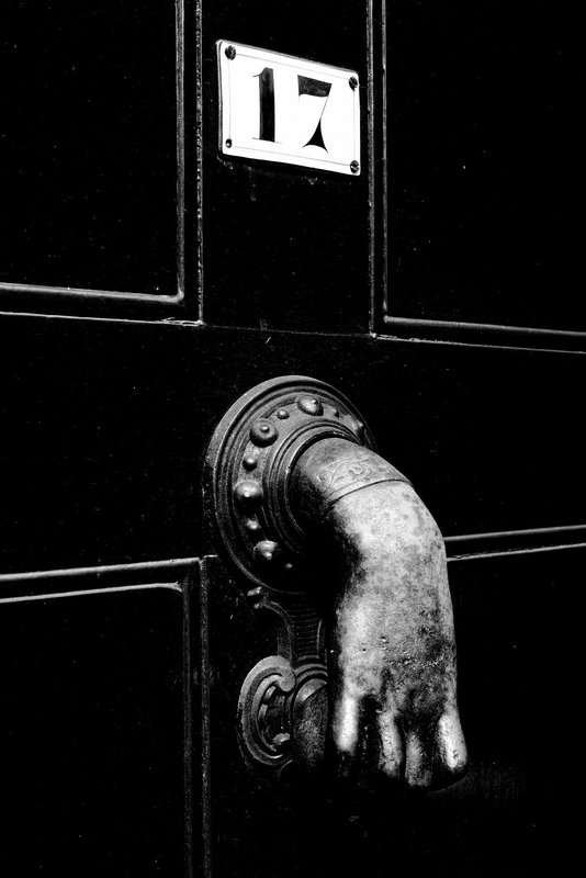 Number 17 X-E1 1 mono