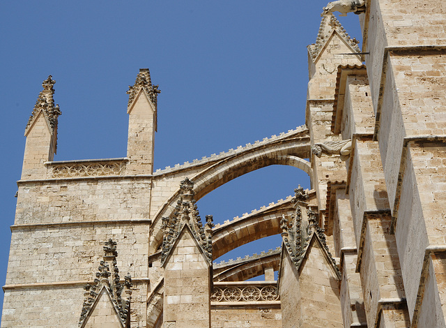 flying buttresses