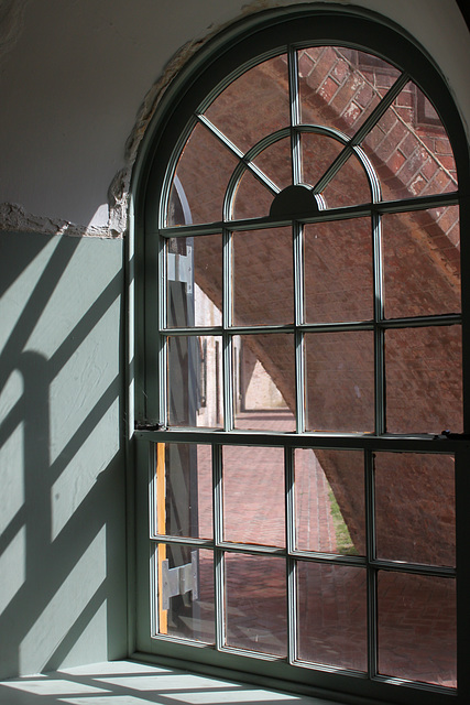 Window, Fort Macon
