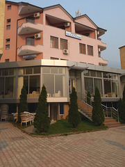 Bajram Curri- Hotel Vllaznimi