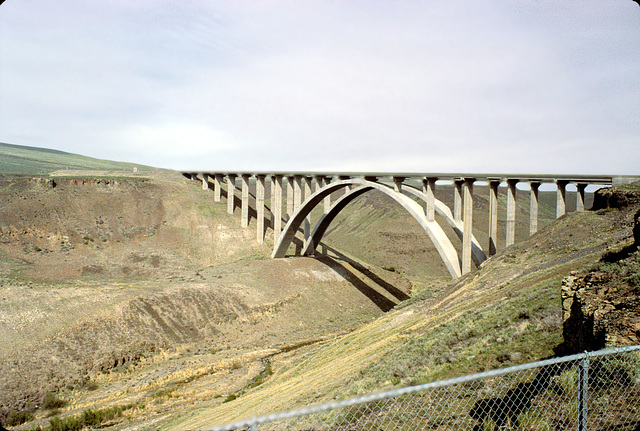 37-yakima_bridge-4-86_adj