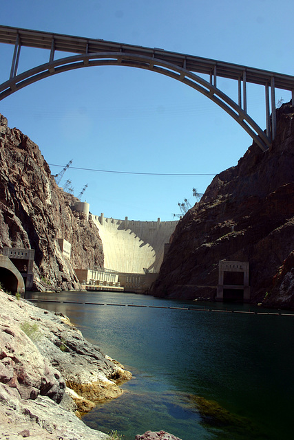 Hoover Dam & the new bridge, from downstream
