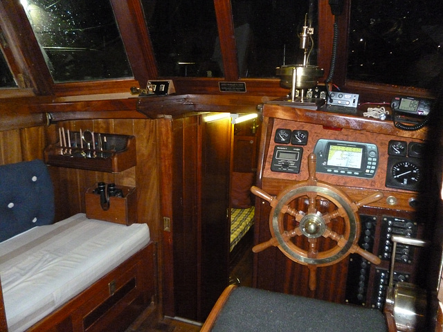 MF - wheelhouse from cockpit