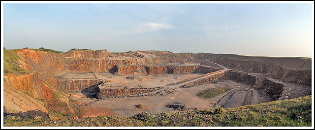 Wardlow Quarry overview