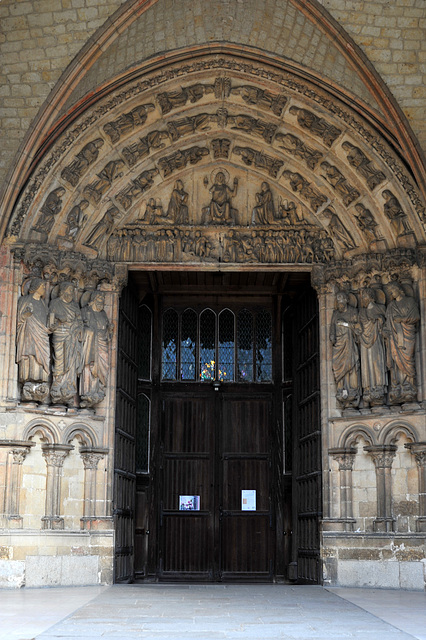 Portail de l'église Notre-Dame de la Couture au Mans