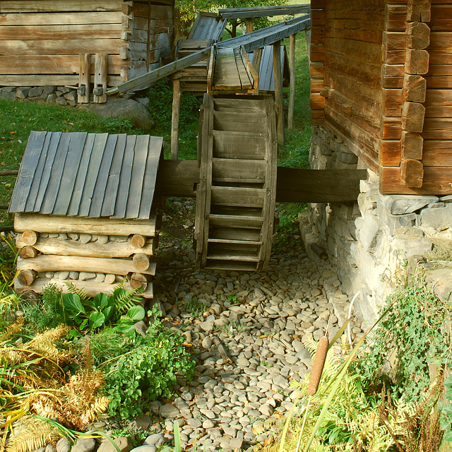 Wassermühle... ohne Wasser :[