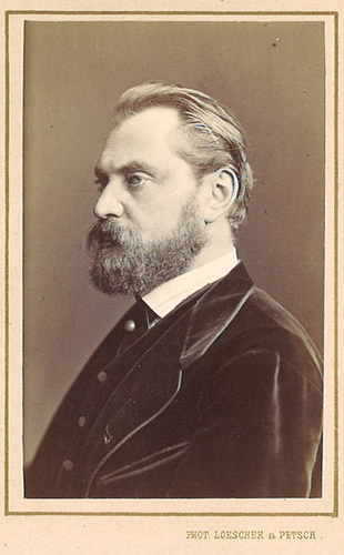 Albert Niemann by Loescher & Petsch