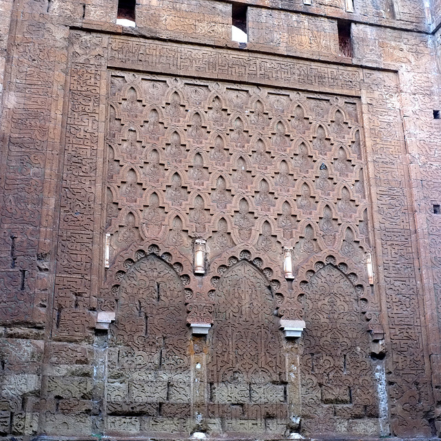 Tombeau d'Abou Al-Hassan à Chellah