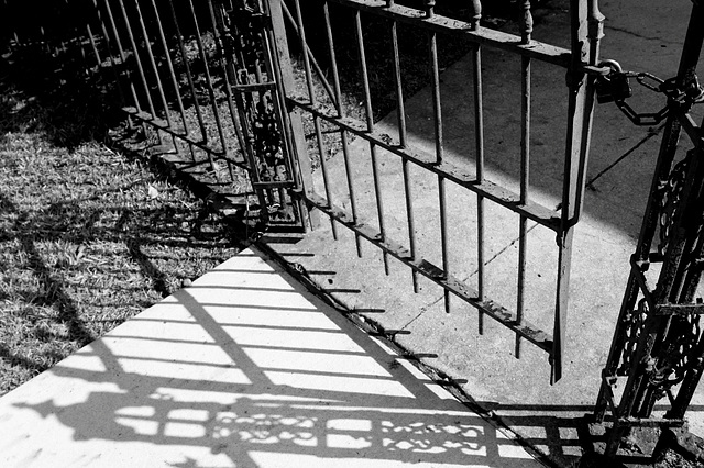 Locked gate, Pollock Street