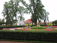 Peterhof -- Palast Monplaisir