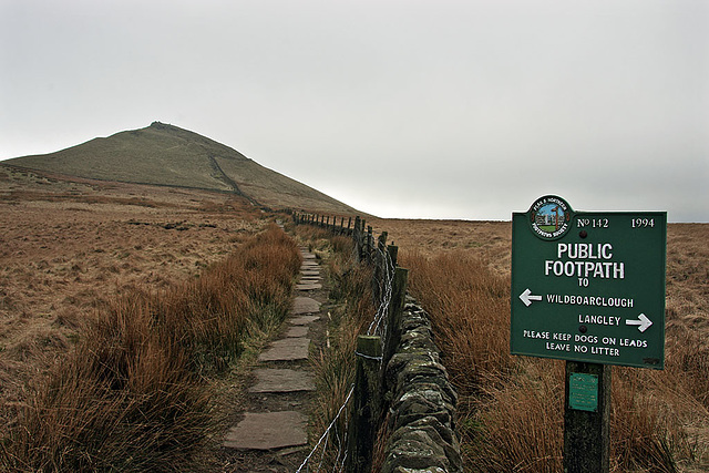 Shutlingsloe path