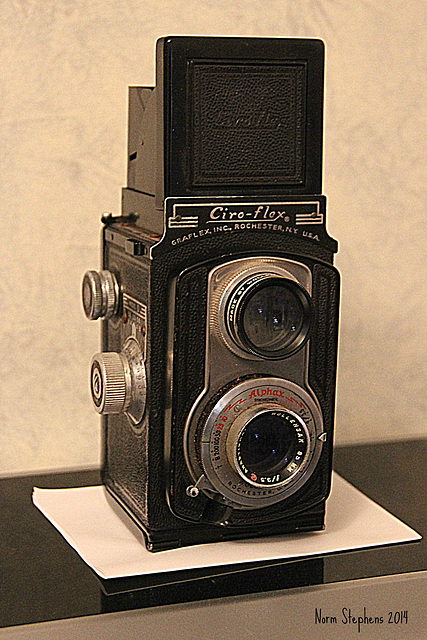 Ciro-Flex by Graflex